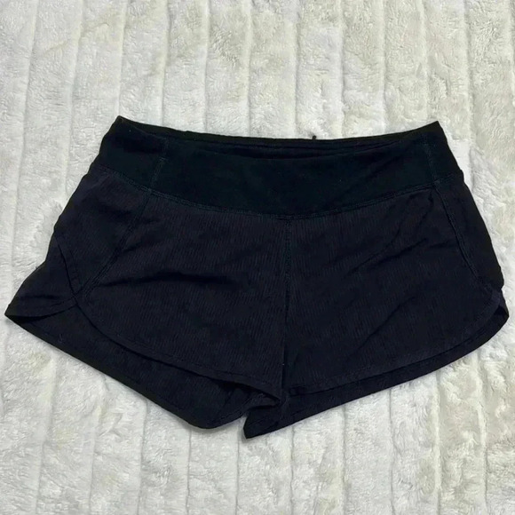 Ivivva Shorts - Picture 1 of 6